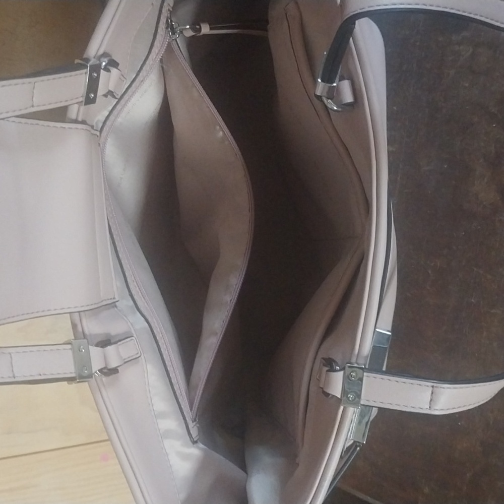 Calvin Klein purse - Picture 3 of 7